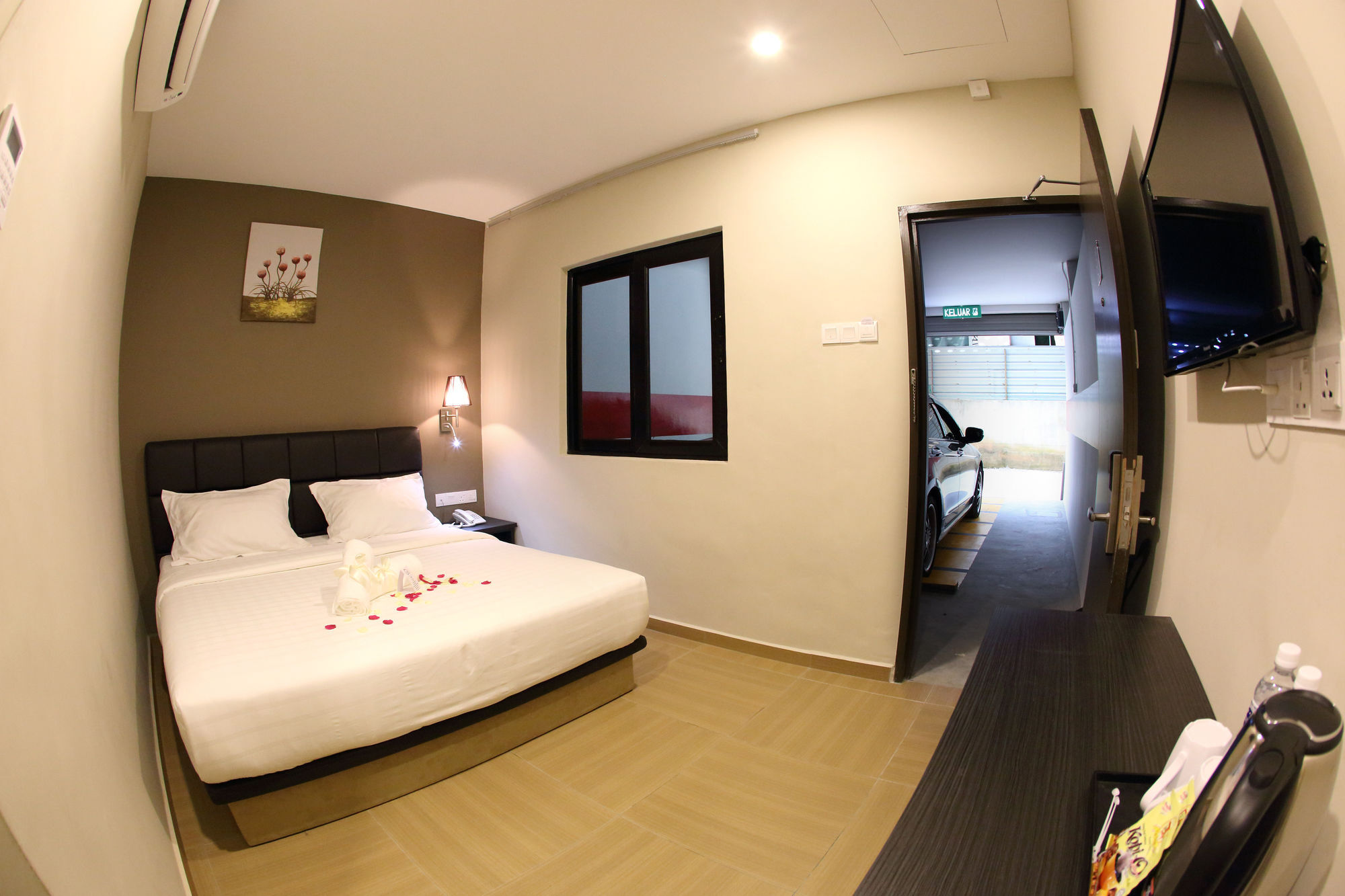 Gl Hotel Keluang Eksteriør bilde